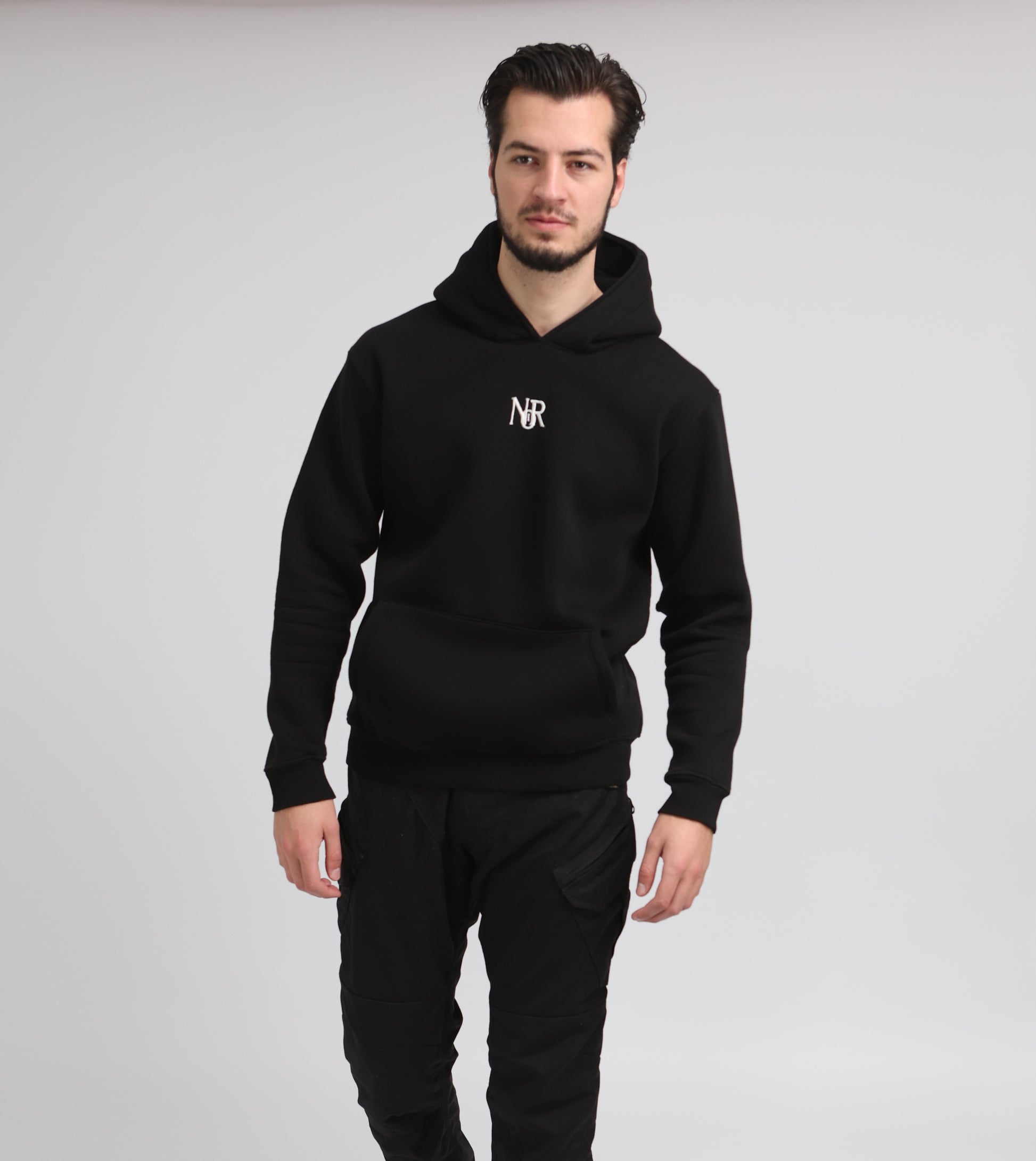 Noir Classic Duboko Crna