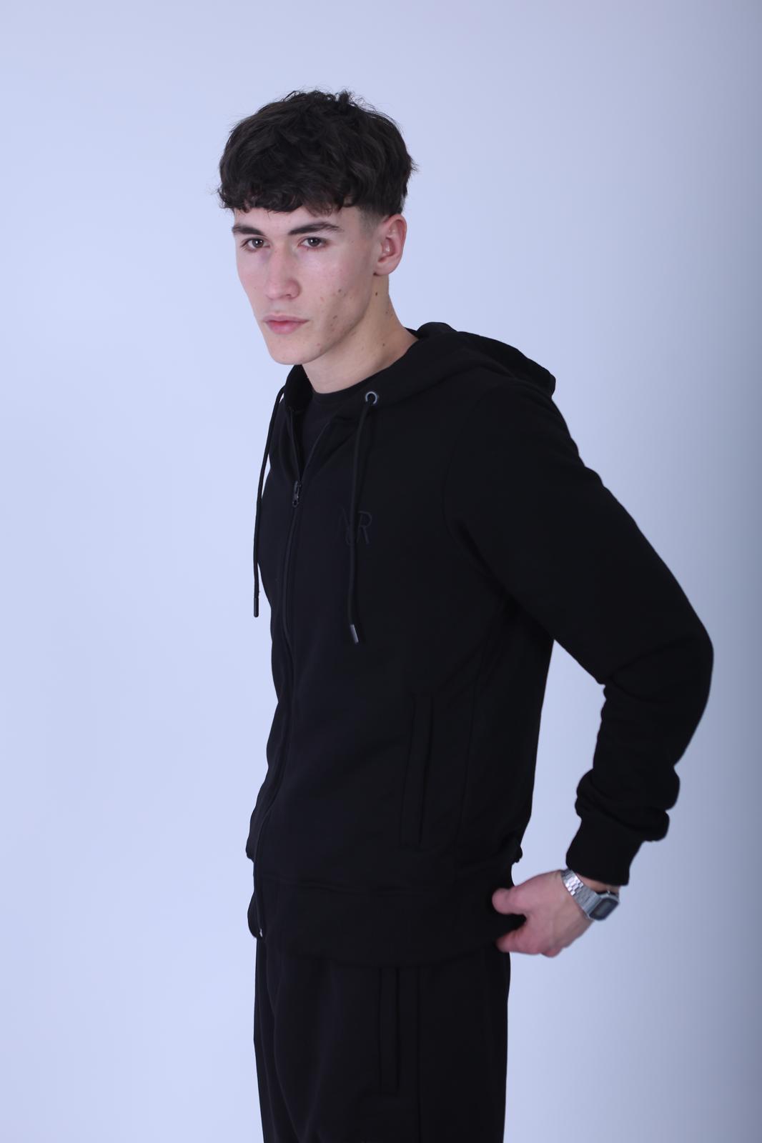 Noir Black on Black